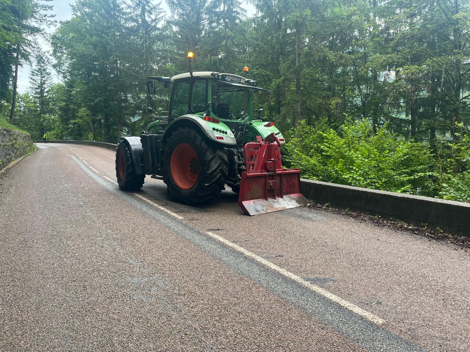Débardage de bois dans le Jura — SAS POLYVIER